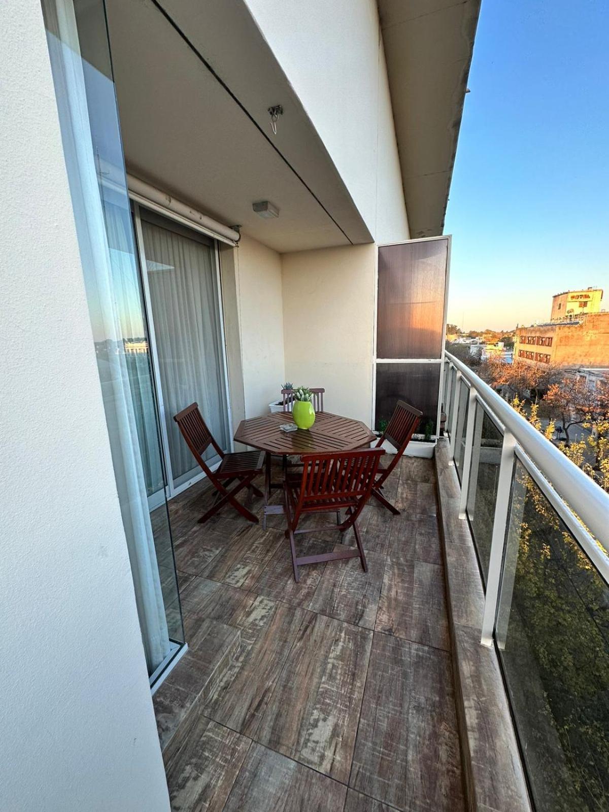 4hermanos Apartment